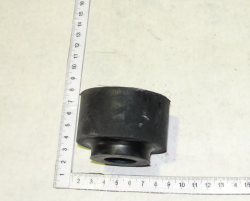 UAZ Vtulka opornaya konca prodoln shtangi chern 3160-2909033 (12634)