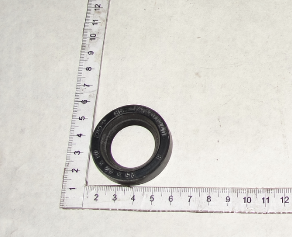 KAMAZ Salnik KPP (25h42h10) perv.vala 14.1701340 (14875)