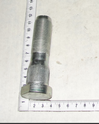 Bolt kolesa 53205-3103071 Evro L 85 mm. so shlicami OAO KAMAZ (11345)