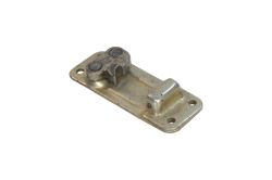 Фиксатор двери 130-6106100 прав.