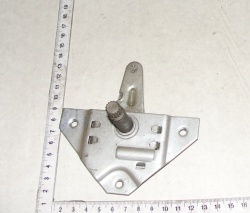 KAMAZ Privod zamka dveri prav. 5320-6105080 Dimitrovgrad (14857)