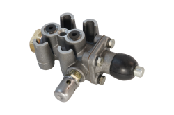 Клапан включения делителя 15.1772040 ОАО КАМАЗ