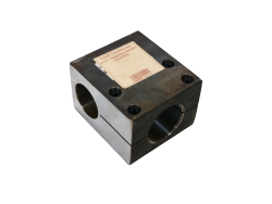 Головка на шток гидроцилиндра GD36578 (1)