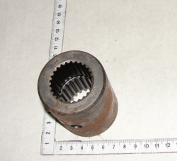 AKROS Vtulka shlicevaya gidromotora GST ZF 0092 399 034 Rostselmash (13877)