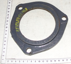 POLESE Krishka korpusa podshipnika vala ustanovki shkivov sprava (podshipnik 3514) KZK-10-0202122 (15372)