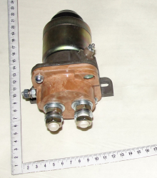 MTZ Viklyuchatel massi VM-1212.3737-06 12V 3-kontaktnii, s distanc.upravl. (10281)