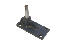 Кронштейн с осью 2256010-29.00.050 АОПТЗ