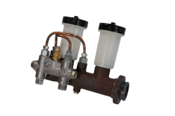 Цилиндр тормозн.главн.(2 бачка с сигнальн.уст-вом) 3151-3505009 Автогидравлика