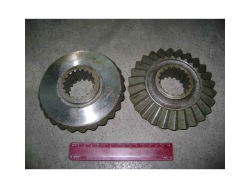 T-150 SHesternya konicheskaya 151.72.216-2 (mufta poluosi)