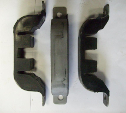 T-150 Podushka pod dvigatel bokovaya (skoba) 150.00.074