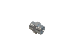 Штуцер переходной ЕВРО (DKOL) S30-S32 (М24х1,5-М26х1,5) (для насоса дозатора на К-744)