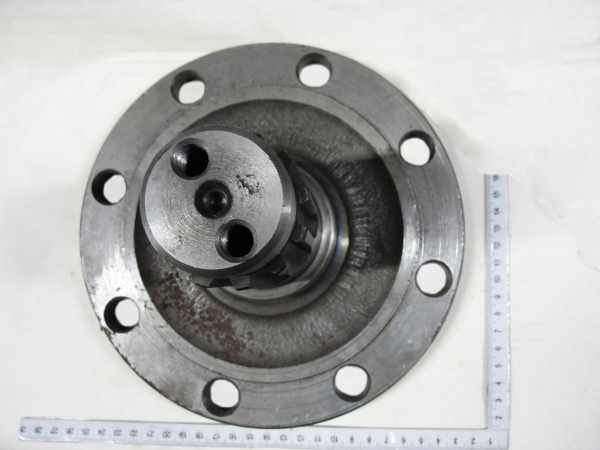 MTZ Flanec 82-2308017 (8 otv.) (10274)