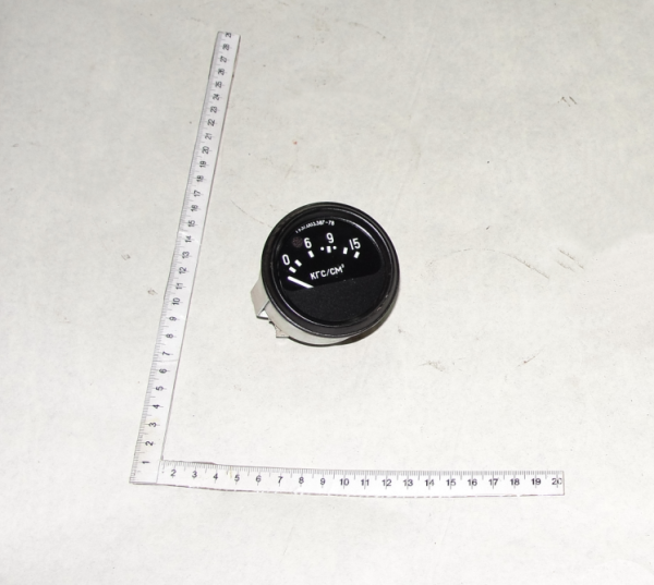 K-700 Ukazatel davleniya 14.3810 (do 15, 24V, mal) masla (11382)