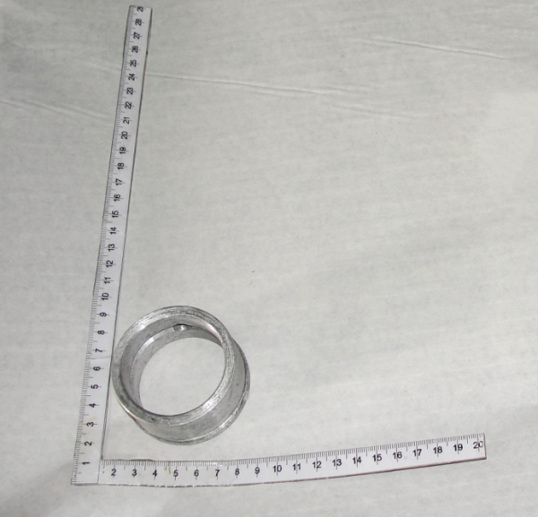 MTZ Vtulka raspredvala 240-1002069 (perednyaya) (10009)