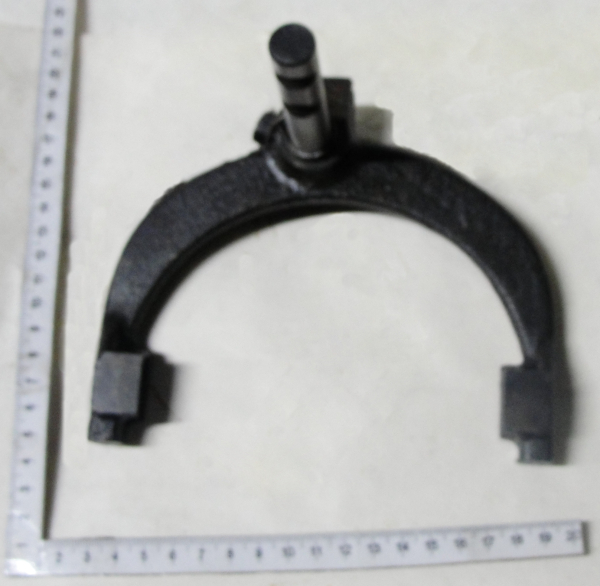 MTZ Vilka 74-1723020-B1 (pod bolt82P, 118mm) upravl.revers-reduktorom (10313)