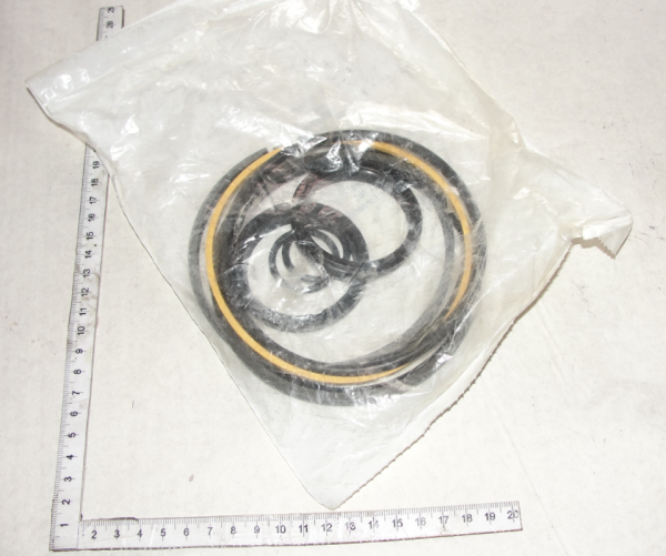 KINZE  Komplekt uplotnenii gidrocilindra GR2224 (14464)