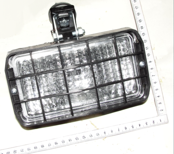 1523 Fara pryamougolnaya 8724.304301 s reshetkoi (RAUS 14.3711010-02)